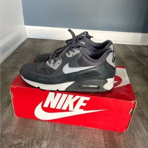 Nike Air Max 90 Essential Dark Grey/Wolf Grey